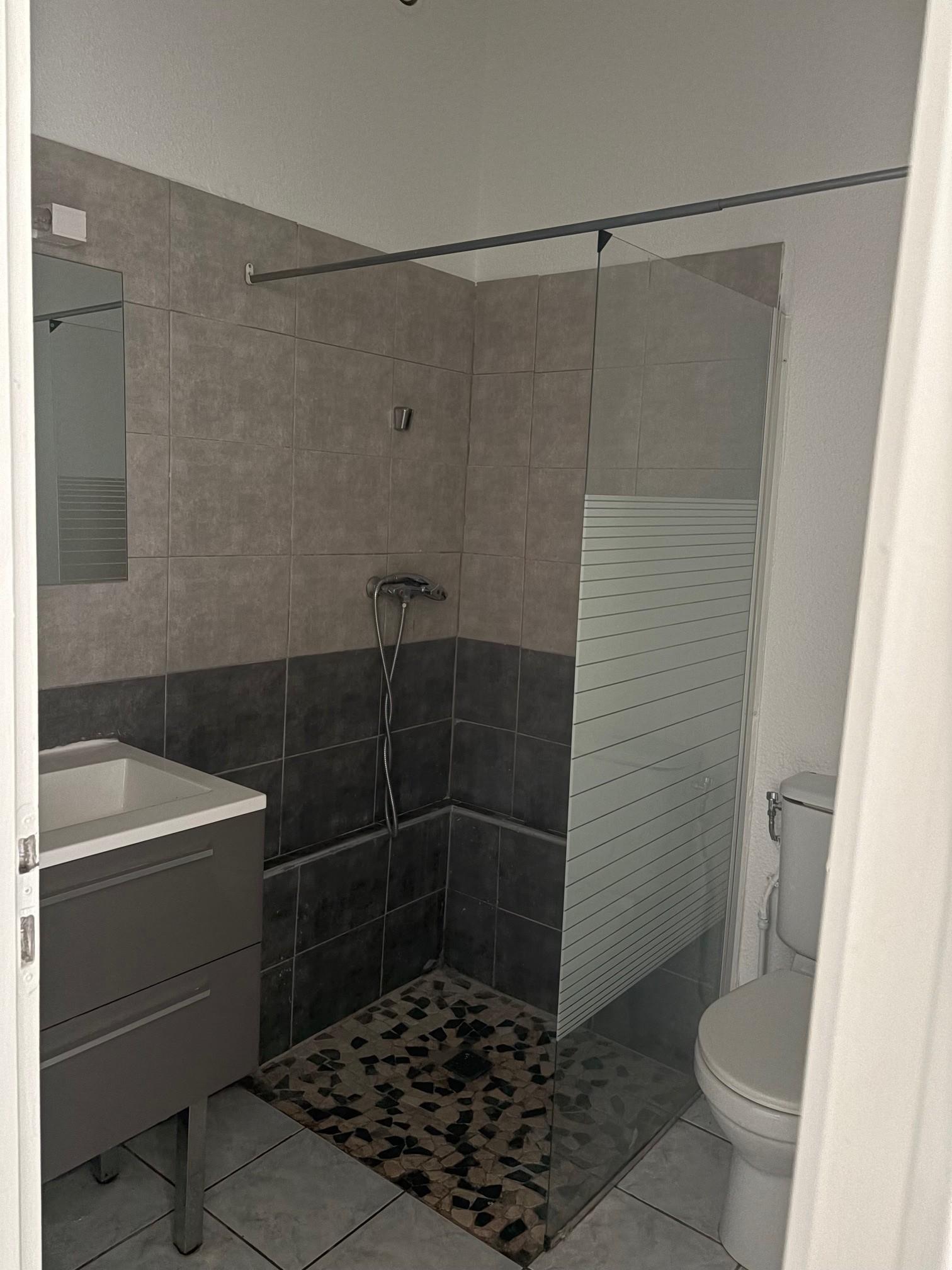 SDD-7305584199211114097